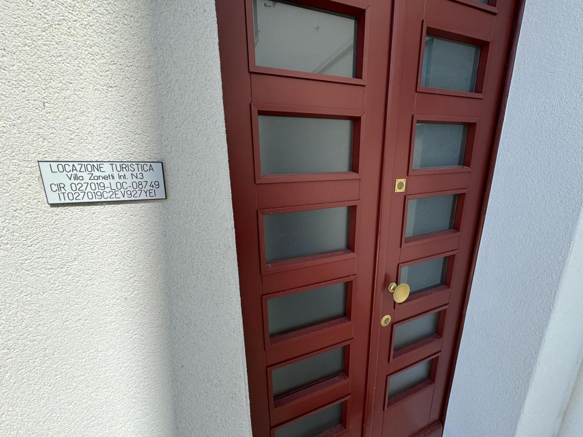 App4Rent Villa Zanetti - Appartamenti Con Spiaggia Privata Frontemare Lido di Jesolo Exterior foto