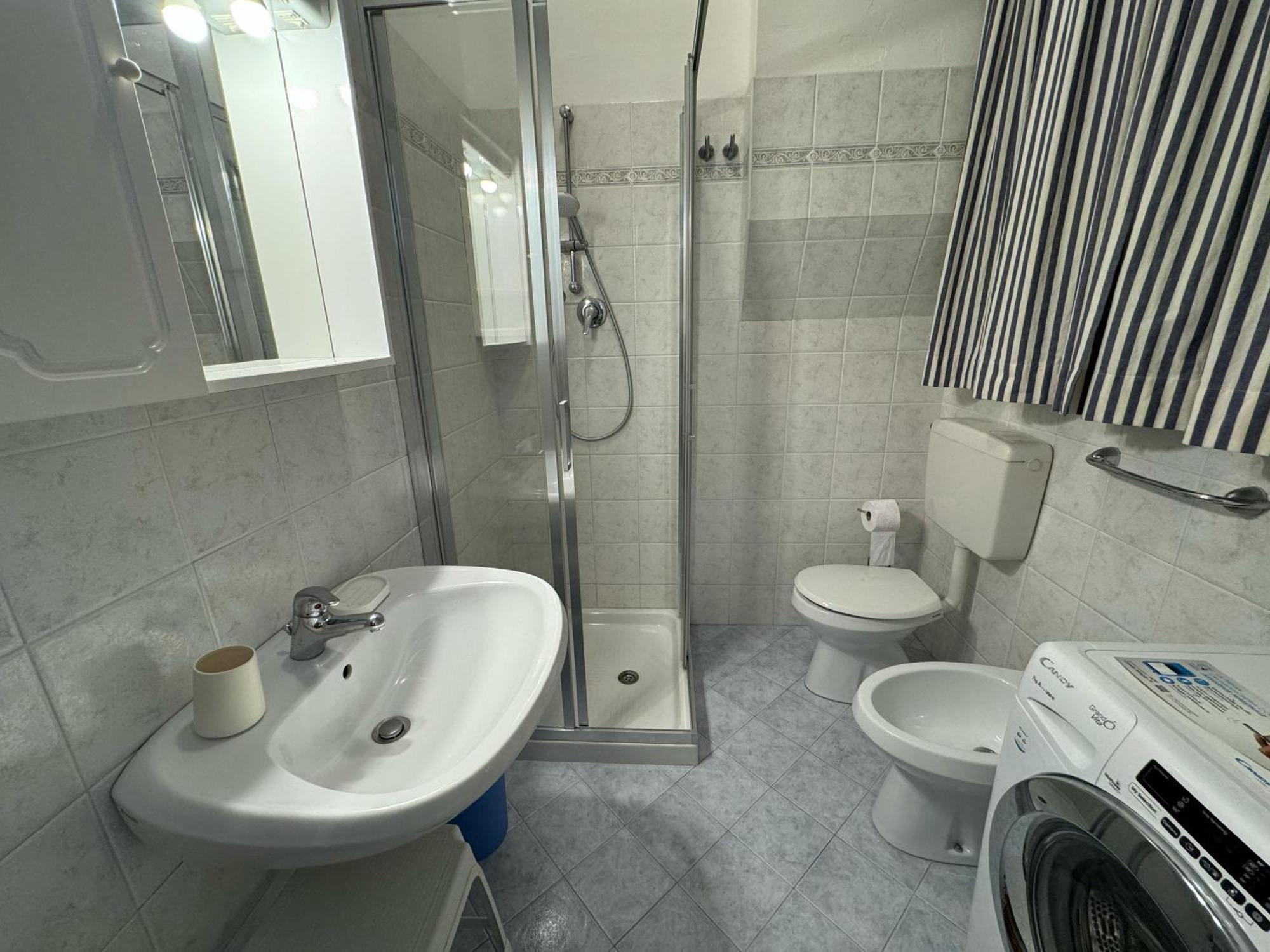 App4Rent Villa Zanetti - Appartamenti Con Spiaggia Privata Frontemare Lido di Jesolo Exterior foto